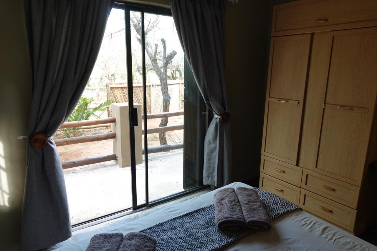 Villa Marloth Park Hippo House Exterior foto